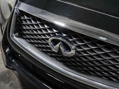 Used 2018 INFINITI Q50 Red Sport 400 w/ Sensory Package (Sport) RWD image 8