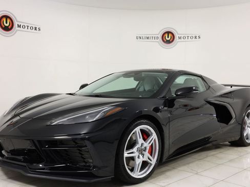 Used 2025 Chevrolet Corvette Stingray Premium Conv w/ Z51 Performance Package RWD image 35