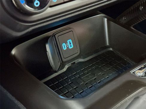 Used 2024 Ford Bronco Raptor w/ Interior Carbon Fiber Pack 6 AWD/4WD image 16