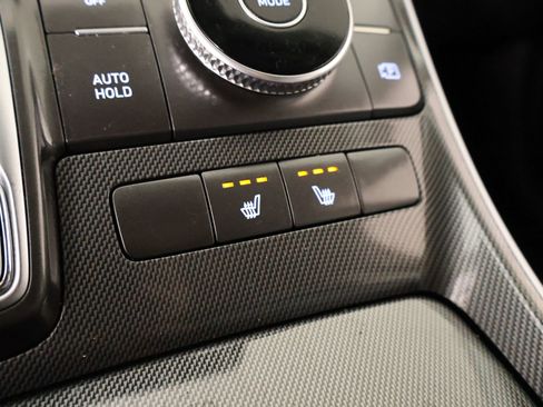 Used 2021 Hyundai Santa Fe SEL w/ Convenience Package image 7