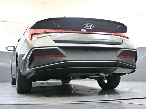 Used 2026 Hyundai Elantra Sport FWD image 42