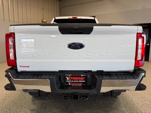 Used 2023 Ford F350 XLT w/ FX4 Off-Road Package AWD/4WD image 5