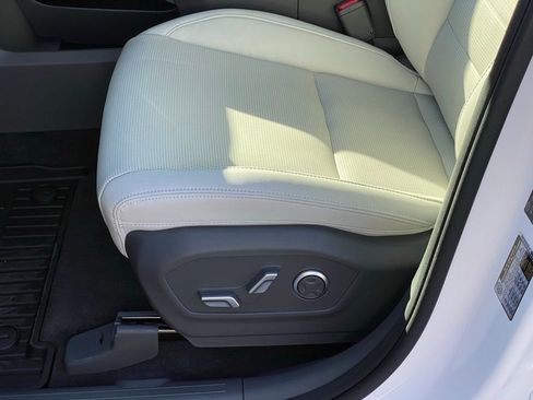 New 2026 Hyundai Santa Fe Limited AWD/4WD image 11