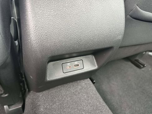 Used 2023 Nissan Altima 2.5 SV image 9