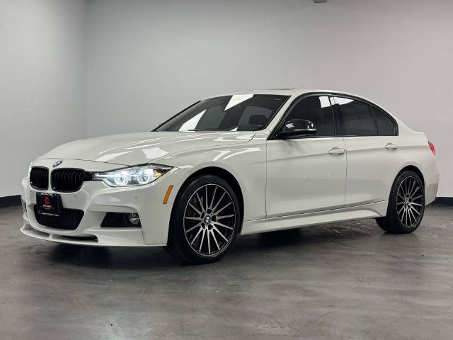 Used 2016 BMW 340i xDrive Sedan w/ Technology Package AWD/4WD image 2