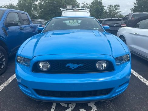 Used 2014 Ford Mustang GT w/ Equipment Group 301A RWD image 2