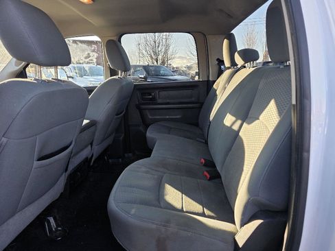 Used 2013 RAM 2500 Tradesman w/ Chrome Appearance Group AWD/4WD image 9
