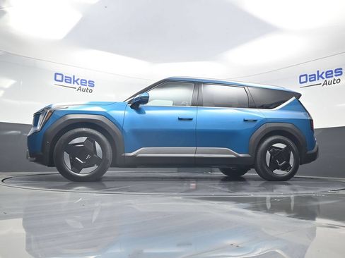 New 2026 Kia EV9 Wind AWD/4WD image 44