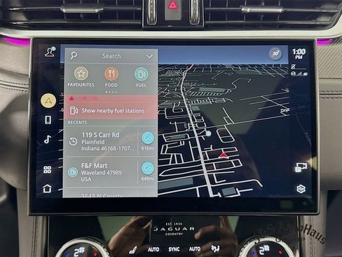 Used 2023 Jaguar F-PACE SVR image 18