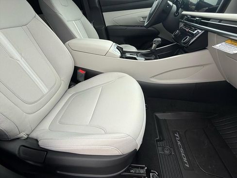 New 2026 Hyundai Tucson SEL image 10