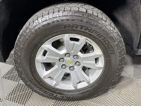 Used 2021 Chevrolet Colorado LT w/ LT Convenience Package image 30