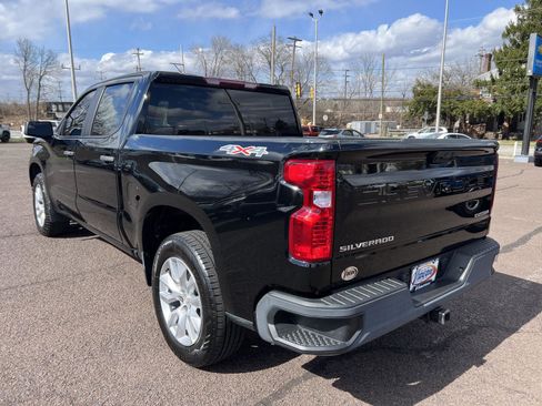 Used 2022 Chevrolet Silverado 1500 Custom image 5