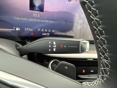 New 2026 Buick Envision Avenir image 23