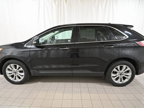 Used 2024 Ford Edge Titanium image 9