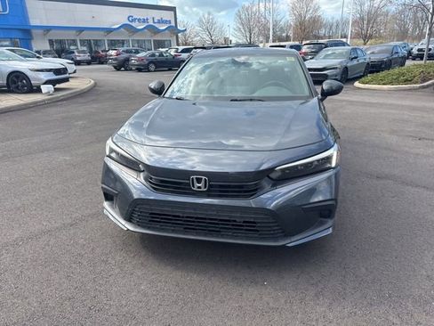 Used 2024 Honda Civic Sport image 2