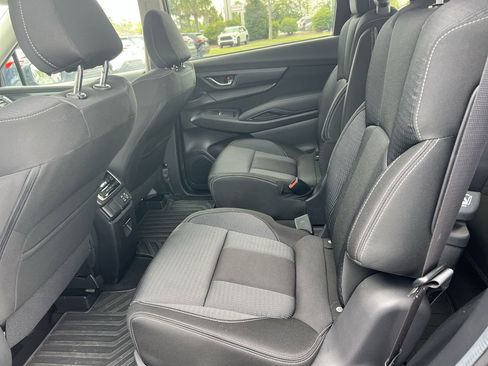 Used 2023 Subaru Ascent Premium w/ Convenience Package AWD/4WD image 32