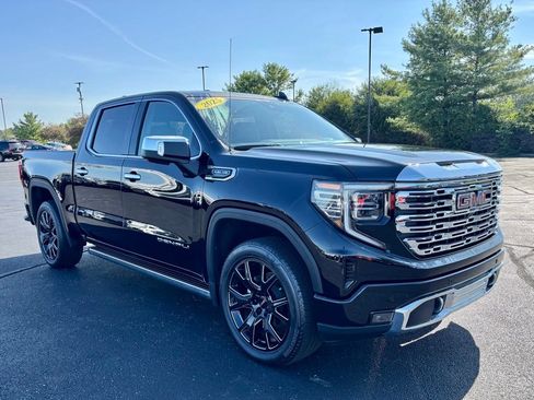 Used 2025 GMC Sierra 1500 Denali w/ Denali Reserve Package AWD/4WD image 9
