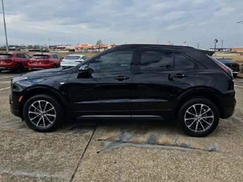 Certified 2025 Cadillac XT4 Sport image 5