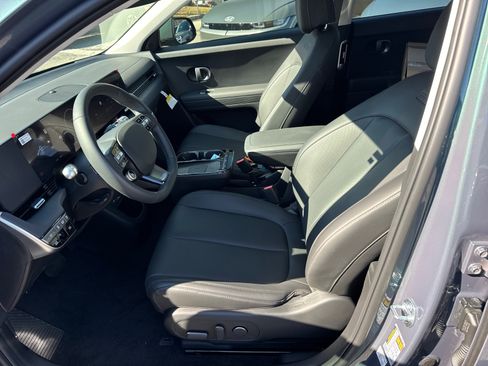 New 2026 Hyundai Ioniq 5 SEL image 9