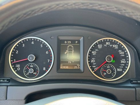 Used 2017 Volkswagen Tiguan S image 26