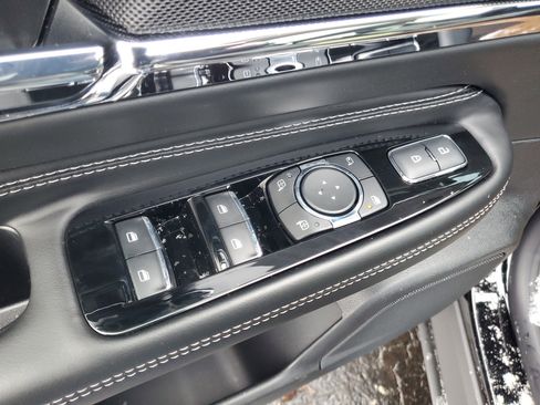 New 2026 Lincoln Corsair Grand Touring image 10