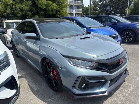 Used 2021 Honda Civic Type R image 2