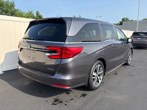 Used 2022 Honda Odyssey Touring image 3