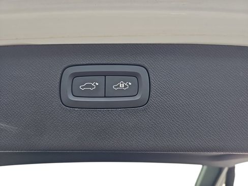 Used 2024 Volvo XC90 B5 Plus w/ Protection Package Premier AWD/4WD image 31