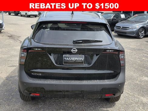 New 2026 Nissan Kicks SV w/ SV Premium Package image 4