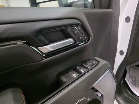 New 2026 GMC Sierra 2500 AT4X w/ LPO, Black Badging Package image 10