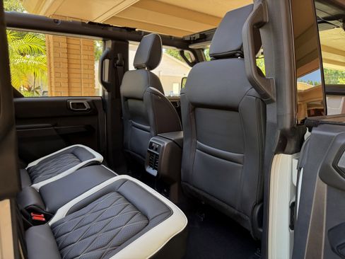 Used 2026 Ford Bronco Outer Banks AWD/4WD image 25