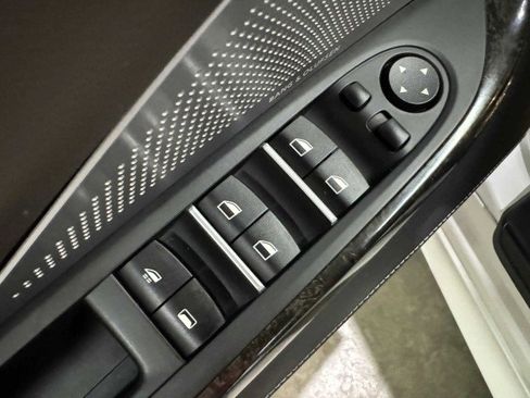 Used 2017 BMW 650i xDrive Convertible image 37