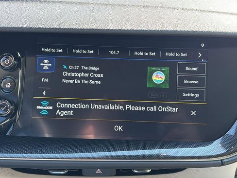 Used 2023 Buick Envision Essence image 30