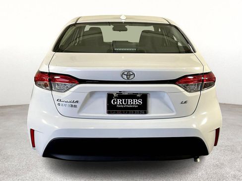 Used 2024 Toyota Corolla LE image 6