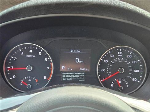 Used 2020 Kia Sportage LX image 9