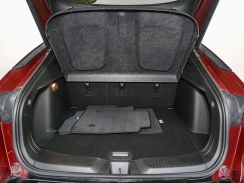 Used 2024 Buick Envista Sport Touring w/ Convenience I Package FWD image 11