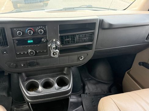 Used 2013 Chevrolet Express 2500 image 11