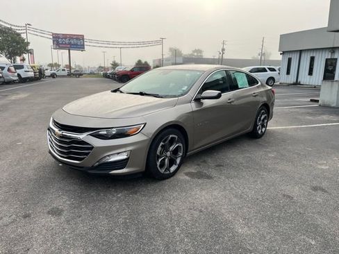 Used 2024 Chevrolet Malibu LT FWD image 35