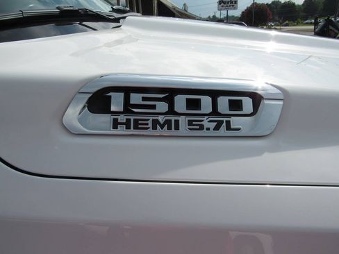 Used 2020 RAM 1500 Big Horn AWD/4WD image 15