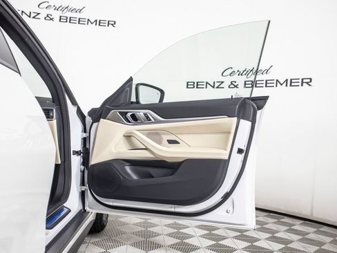 Used 2023 BMW i4 eDrive35 RWD image 19