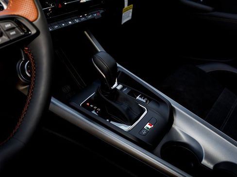 New 2025 Alfa Romeo Tonale Intensa image 18