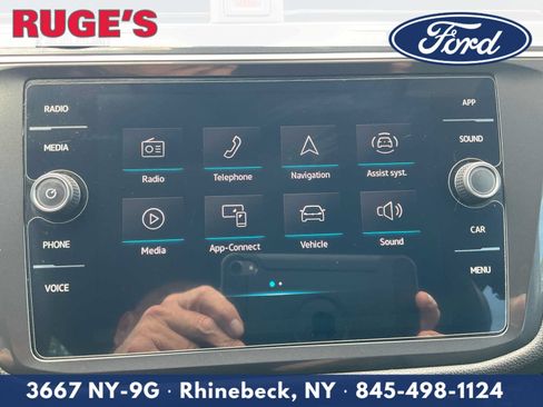 Used 2023 Volkswagen Tiguan SE R-Line AWD/4WD image 21