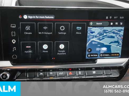 Used 2025 GMC Sierra 1500 SLT RWD image 29