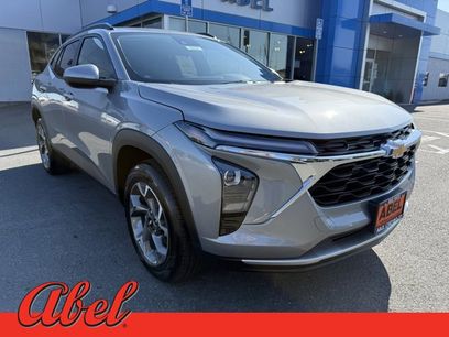 New 2025 Chevrolet Trax LT w/ Driver Confidence Package