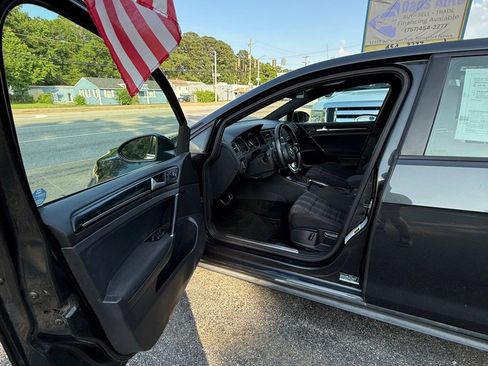 Used 2016 Volkswagen GTI S image 19