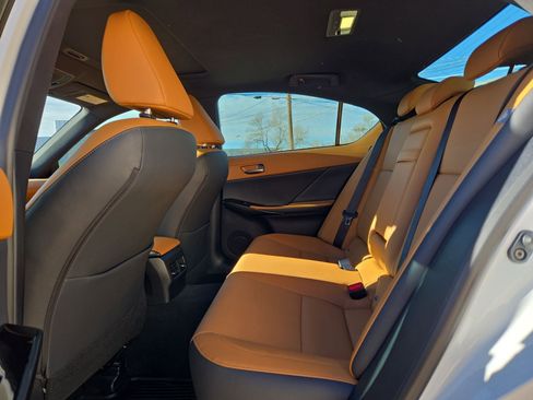Used 2025 Lexus IS 350 F Sport image 13