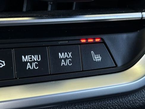 Used 2019 BMW 330i Sedan w/ Convenience Package image 32