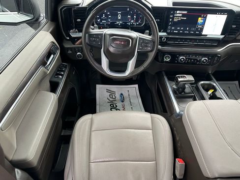 Used 2023 GMC Sierra 1500 SLT image 6