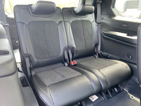 New 2025 Jeep Grand Cherokee L Altitude AWD/4WD image 15