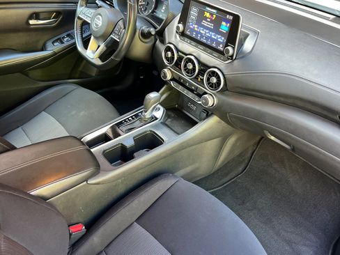 Used 2023 Nissan Sentra SV image 15